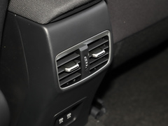 2023款 2.0L 领先版