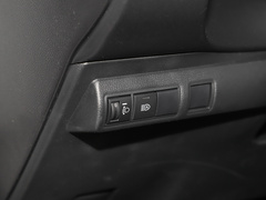 2023款 2.0L 领先版