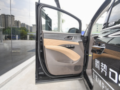 2022款 EV 600 四驱尊荣型