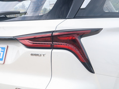 2022款 经典版 1.5T 自动卓越型
