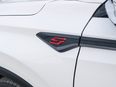 2022款 经典版 1.5T 自动卓越型