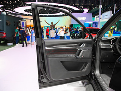 2023款 2.0T 暴走旗舰版 6座