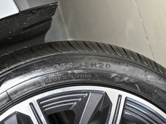 2023款 1.5T DHT闪电01