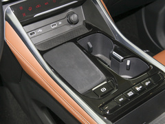 2024款 520KM 乐享版 六座