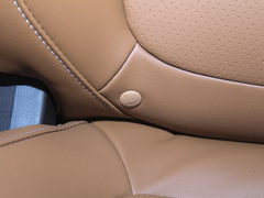 2024款 520KM 乐享版 六座