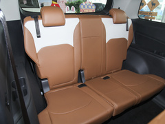 2024款 520KM 乐享版 六座