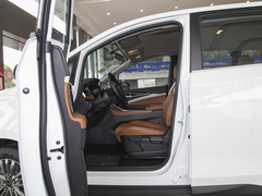 2024款 520KM 乐享版 六座