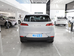 2023款 Plus 70 智享科技版 磷酸铁锂