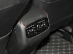 2023款 Plus 70 智享科技版 三元锂