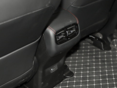2023款 Plus 70 智享科技版 三元锂