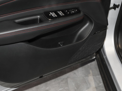 2023款 Plus 70 智享科技版 三元锂