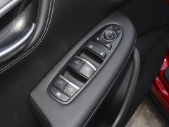 2022款 2.0T 四驱耀享版