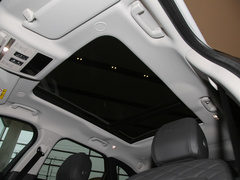 2023款 P250 HSE