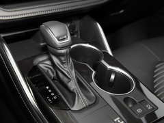 2022款 2.5L HEV四驱尊贵版