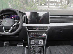 2023款 330TSI 自动两驱R-Line越享版