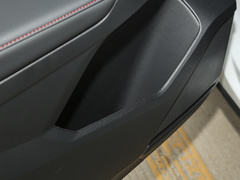 2023款 330TSI 自动两驱R-Line旗舰版