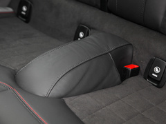 2023款 2.0T JOHN COOPER WORKS Pat Moss纪念版