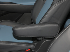 2022款 PLUS 1.5T 自动护航版