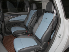2022款 PLUS 1.5T 自动护航版
