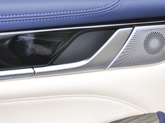 2023款 3.0T V6 汽油极途版