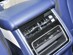 2023款 3.0T V6 汽油极途版