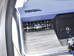 2023款 3.0T V6 汽油极途版
