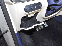 2023款 3.0T V6 汽油极途版