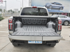 2023款 3.0T V6 汽油极途版