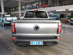 2023款 3.0T V6 汽油极途版