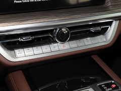 2023款 3.0T V6 汽油极途版