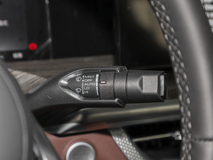 2023款 3.0T V6 汽油极途版