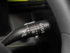 2023款 PLUS 330TGI 自动领潮智享版