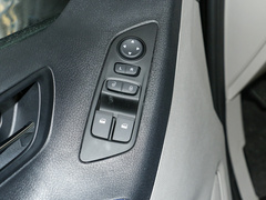 2023款 ES 2.0T 柴油手动超值版