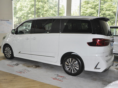2023款 改款 PLUS 2.0T 柴油自动豪华版