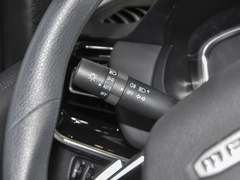 2023款 改款 PLUS 2.0T 柴油自动豪华版