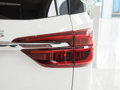 2023款 改款 PLUS 2.0T 柴油自动豪华版