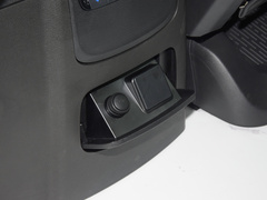 2023款 改款 PLUS 2.0T 柴油自动豪华版