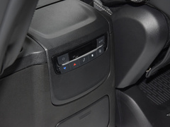 2023款 改款 PLUS 2.0T 柴油自动豪华版