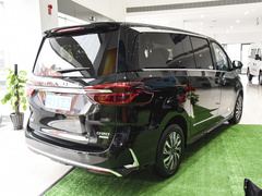 2023款 PLUS 2.0T 汽油自动豪华版