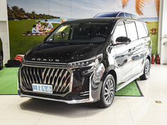 2023款 PLUS 2.0T 汽油自动豪华版