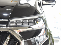 2023款 PLUS 2.0T 汽油自动豪华版
