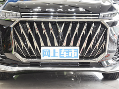 2023款 PLUS 2.0T 汽油自动豪华版