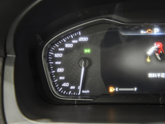 2023款 PLUS 2.0T 汽油自动豪华版