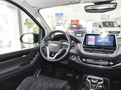 2023款 PLUS 2.0T 汽油自动豪华版