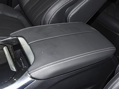 2023款 PLUS 2.0T 汽油自动豪华版