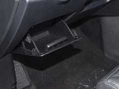 2023款 PLUS 2.0T 汽油自动豪华版