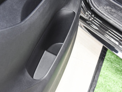 2023款 PLUS 2.0T 汽油自动豪华版