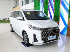 2023款 PLUS 2.0T 汽油自动豪华版