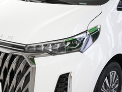 2023款 PLUS 2.0T 汽油自动豪华版