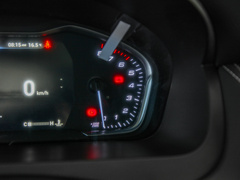 2023款 PLUS 2.0T 汽油自动豪华版